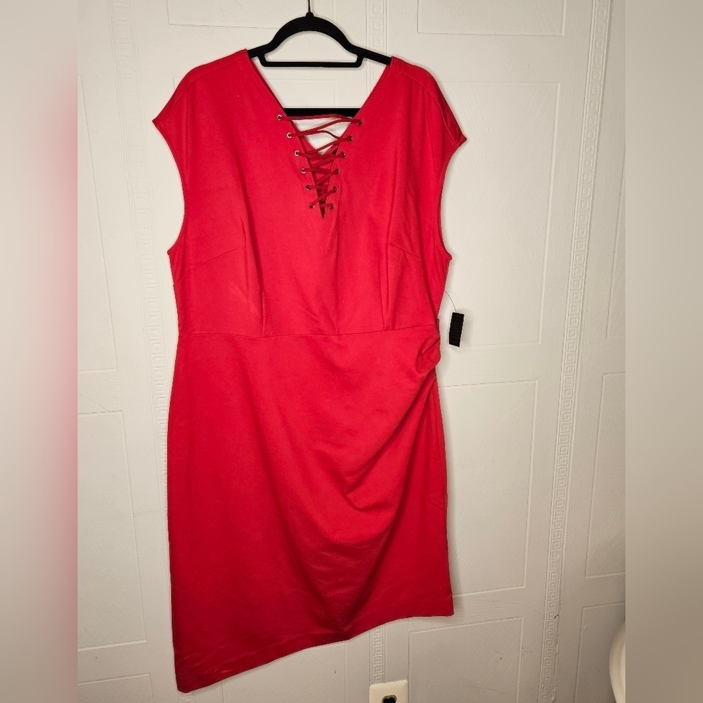 Lane Bryant 6TH & LN Plus Red Knee Length Sheath Dress  V-neck Sleeveless  22